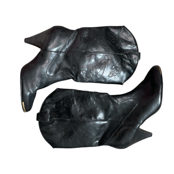 B4- New look - size 7 - black heeled cowboy boots - Picture 1 of 7